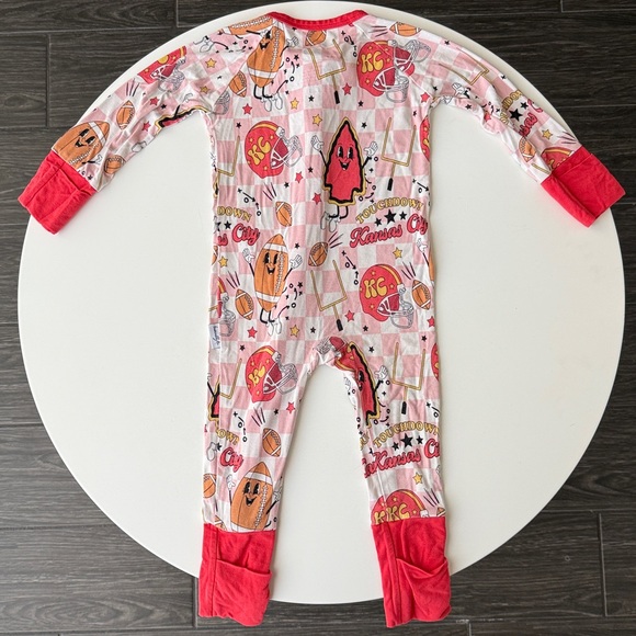 Kansas City Chiefs Baby Bundle 6 Months - Picture 16 of 16